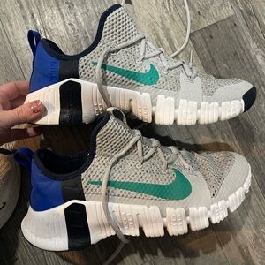Nike Mens Gray and Blue metcon